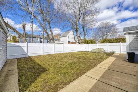 Exterior - 213 Boyden St, Fall River, MA 02721 photo 2 of 3