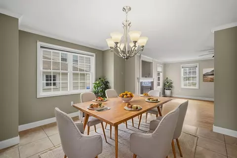 70 Hartwick St, Springfield, MA 01108 photo 10