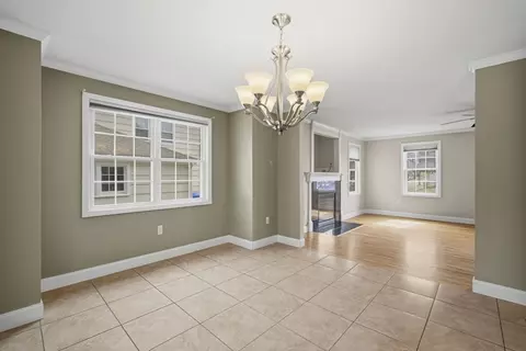 70 Hartwick St, Springfield, MA 01108 photo 11