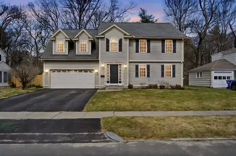 70 Hartwick St, Springfield, MA 01108