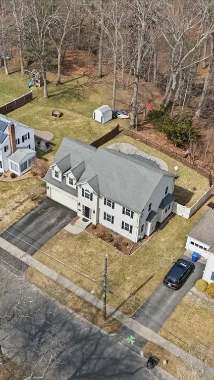 70 Hartwick St, Springfield, MA 01108 photo 36