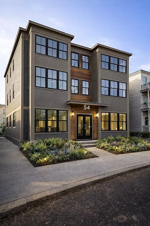54 Dorset St #6, Boston, MA 02125