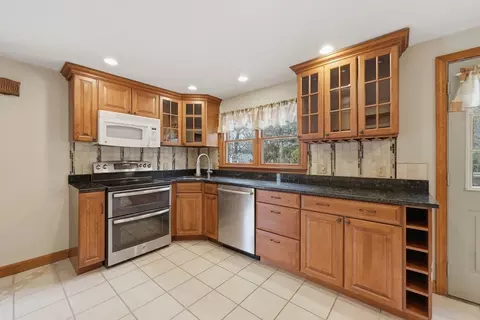 24-26 Watt Rd, Worcester, MA 01606 photo 7
