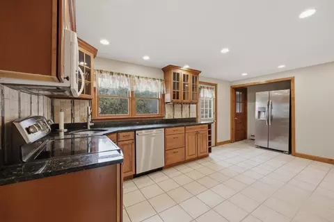 24-26 Watt Rd, Worcester, MA 01606 photo 9