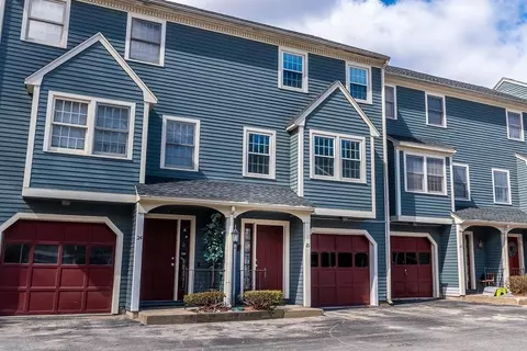 616 Princeton Blvd #25, Lowell, MA 01851