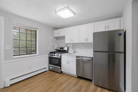 30 Colonial Dr #5A, Andover, MA 01810