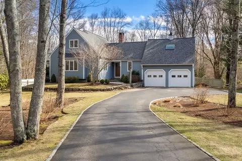 3 Parsons Way, Natick, MA 01760