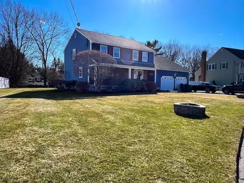 29 Louanis Dr, Reading, MA 01867
