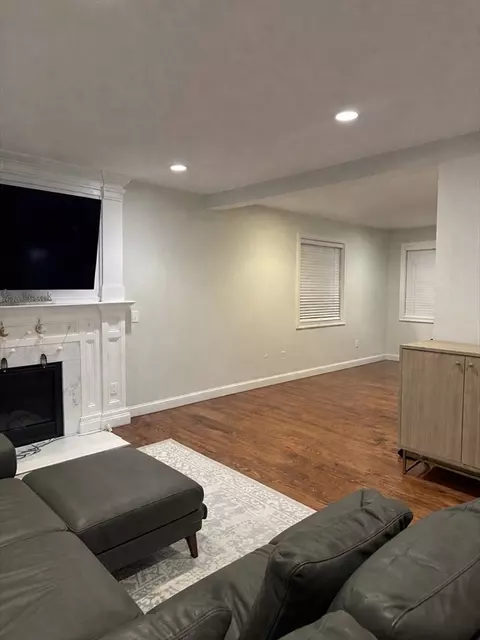 Living - 37 W Millbury Rd, Sutton, MA 01590 photo 1 of 2