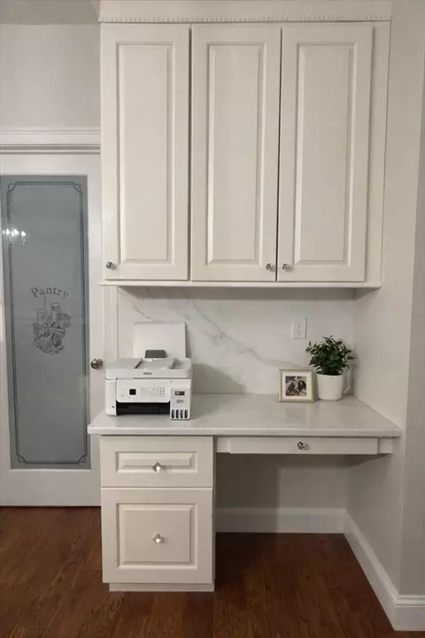 Kitchen - 37 W Millbury Rd, Sutton, MA 01590 photo 2 of 2