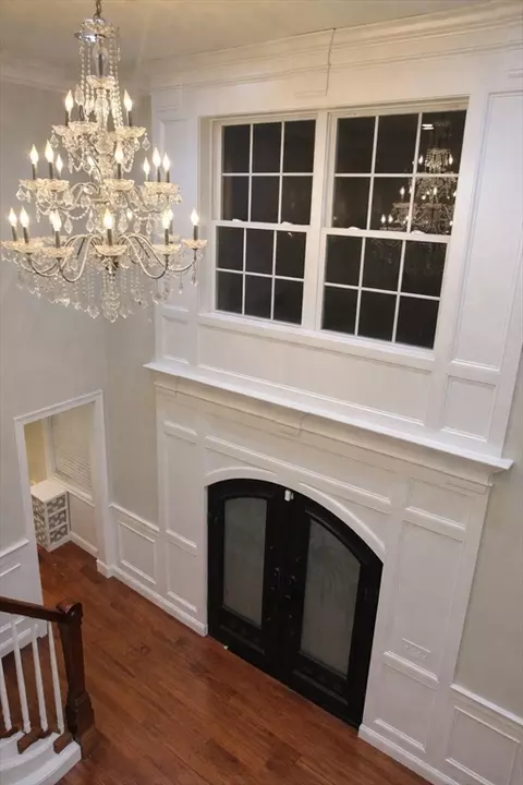 Entry Way - 37 W Millbury Rd, Sutton, MA 01590 photo 3 of 4