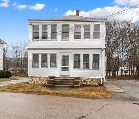 7 Liberty St, Mansfield, MA 02048