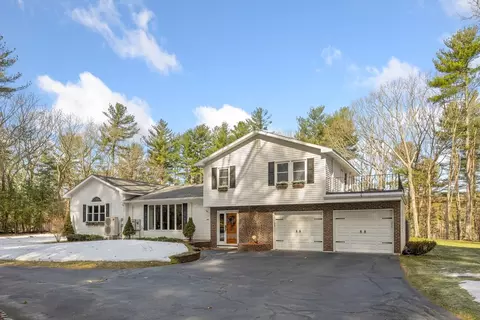 44 Pine Pln, Boxford, MA 01921
