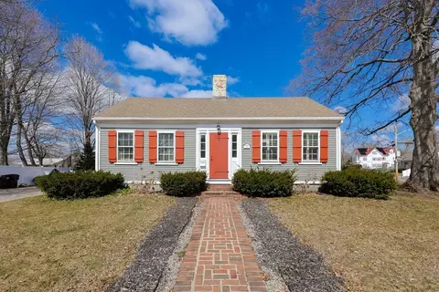 549 Summer St, Brockton, MA 02302