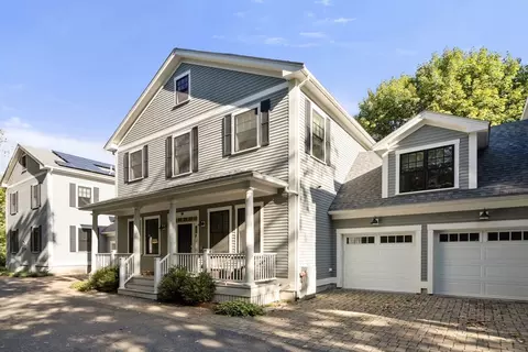88 Crescent St #2, Auburndale, MA 02466