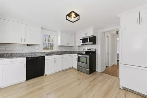Kitchen - 25 Wakefield St, Reading, MA 01867 photo 1 of 2