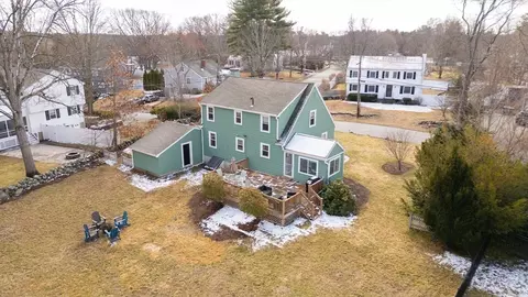 View/Area - 25 Wakefield St, Reading, MA 01867 photo 4 of 4