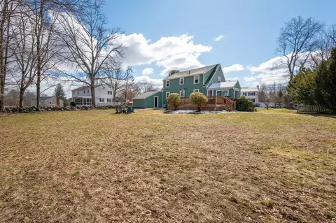Exterior - 25 Wakefield St, Reading, MA 01867 photo 9 of 10