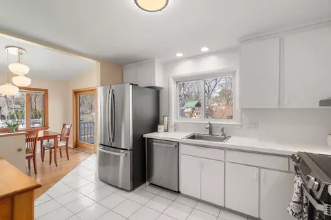 13 Berkeley Rd, Framingham, MA 01701 photo 9