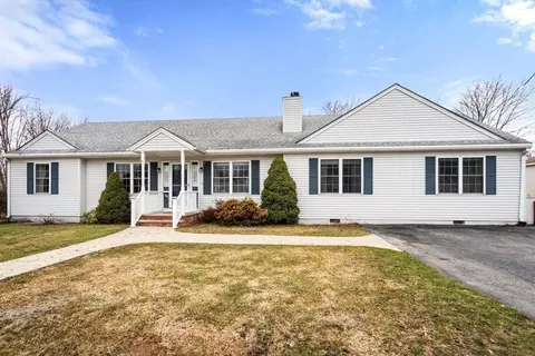 17 Maguire St, Methuen, MA 01844