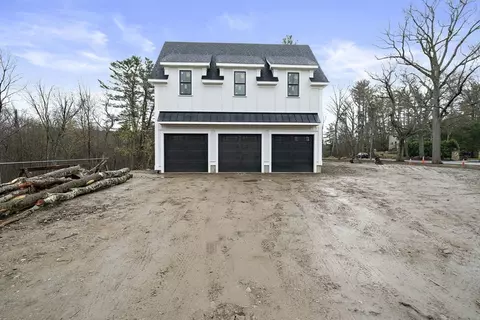 Exterior - 448 York St, Canton, MA 02021 photo 3 of 5