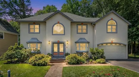 447 Waban Ave, Waban, MA 02468