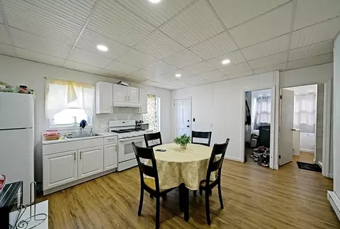 401 Buffinton St, Fall River, MA 02721 photo 6
