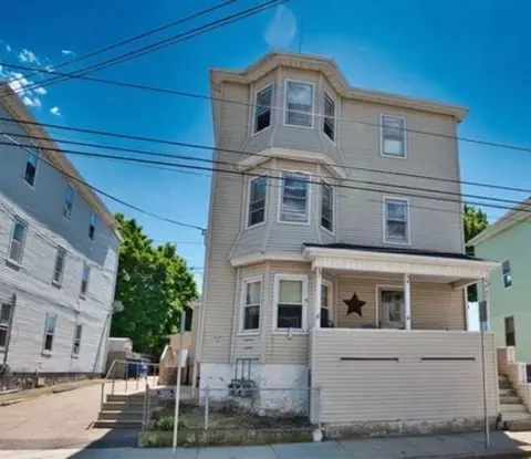 401 Buffinton St, Fall River, MA 02721 photo 2