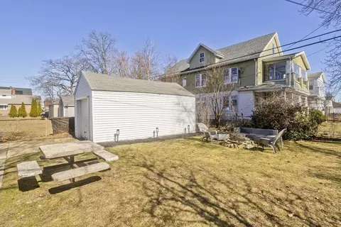 127 Governor St, Springfield, MA 01104 photo 6