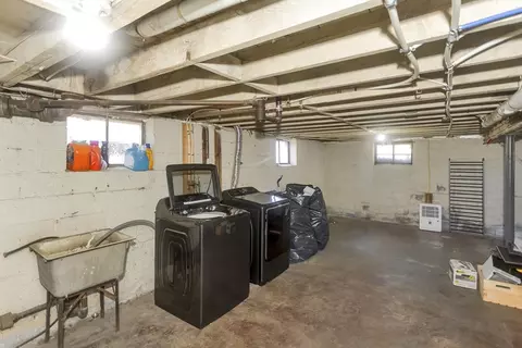 127 Governor St, Springfield, MA 01104 photo 33