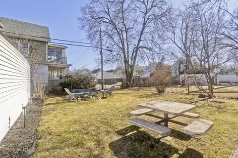 127 Governor St, Springfield, MA 01104 photo 5