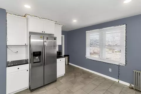 127 Governor St, Springfield, MA 01104 photo 12