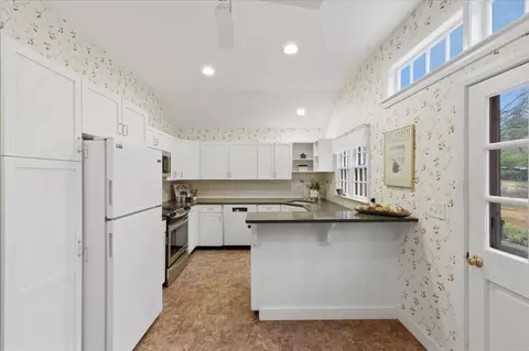 75 High Rock, Needham, MA 02492 photo 6
