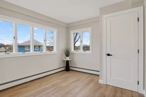 Bedroom - 5 Springdale Ave, Saugus, MA 01906 photo 2 of 6