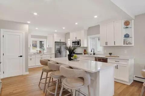 Kitchen - 5 Springdale Ave, Saugus, MA 01906 photo 1 of 5