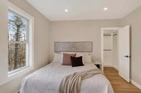 Bedroom - 5 Springdale Ave, Saugus, MA 01906 photo 1 of 6