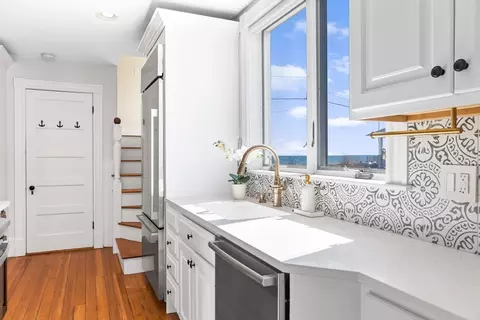 72 B St, Hull, MA 02045 photo 16
