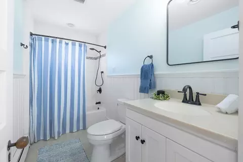 72 B St, Hull, MA 02045 photo 26