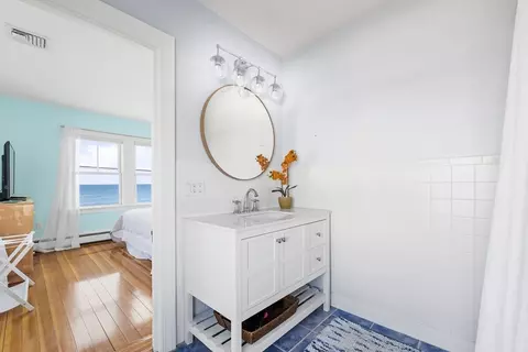 72 B St, Hull, MA 02045 photo 32