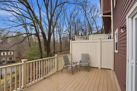 Exterior - 3 Apple Ridge Rd #2, Maynard, MA 01754 photo 3 of 5