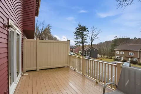 Exterior - 3 Apple Ridge Rd #2, Maynard, MA 01754 photo 4 of 5