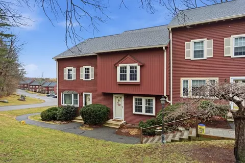 Exterior - 3 Apple Ridge Rd #2, Maynard, MA 01754 photo 2 of 5