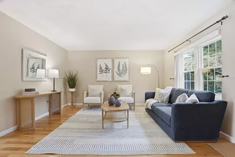 Living - 3 Apple Ridge Rd #2, Maynard, MA 01754 photo 1 of 3