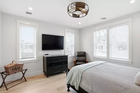 55 A St, Hull, MA 02045 photo 17