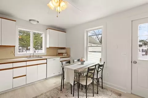 818 Main St, Walpole, MA 02081 photo 10