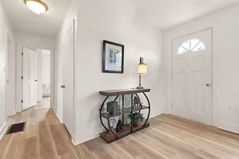 818 Main St, Walpole, MA 02081 photo 9