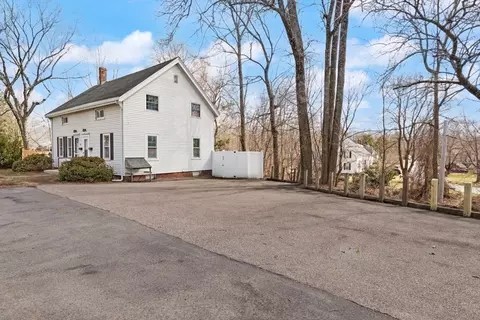 818 Main St, Walpole, MA 02081 photo 2