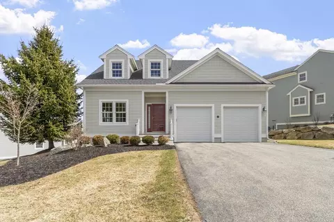 55 Apple Blossom Ln #8, Lynn, MA 01904
