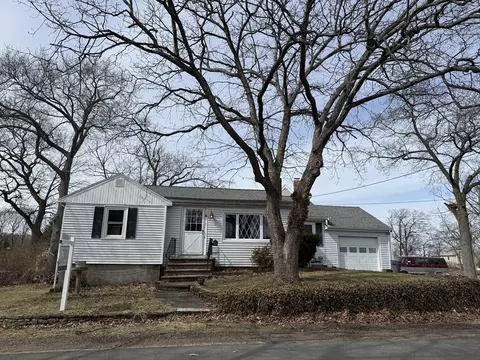 21 Spaulding St, Quincy, MA 02169