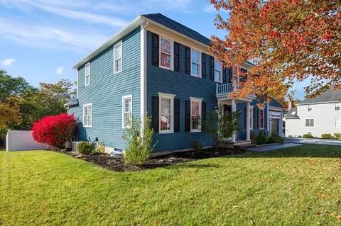 4 Horseneck Rd, Shrewsbury, MA 01545